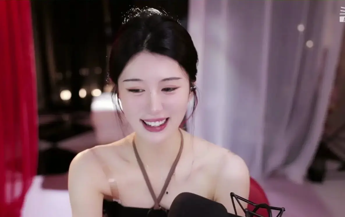 《onlyfans每日大赛》高清无删减完整版在线看 - 官网名场面超清合集_抖音风徐雅2025片段