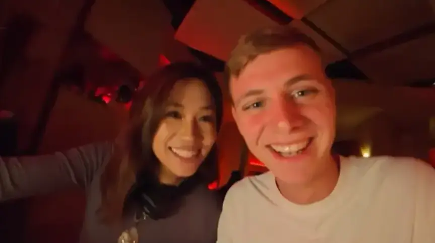 免费看《西安麻辣烫女孩陈雨婷》4K未删减原视频，博主搭讪片段，HD高清播放无广告！