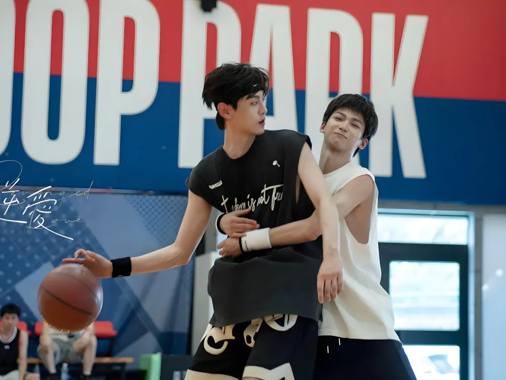 双男主短剧《逆爱》高清完整版在线观看-11-12集免费无广告-2025高分双男主短剧《逆爱》梓渝主演星空影院