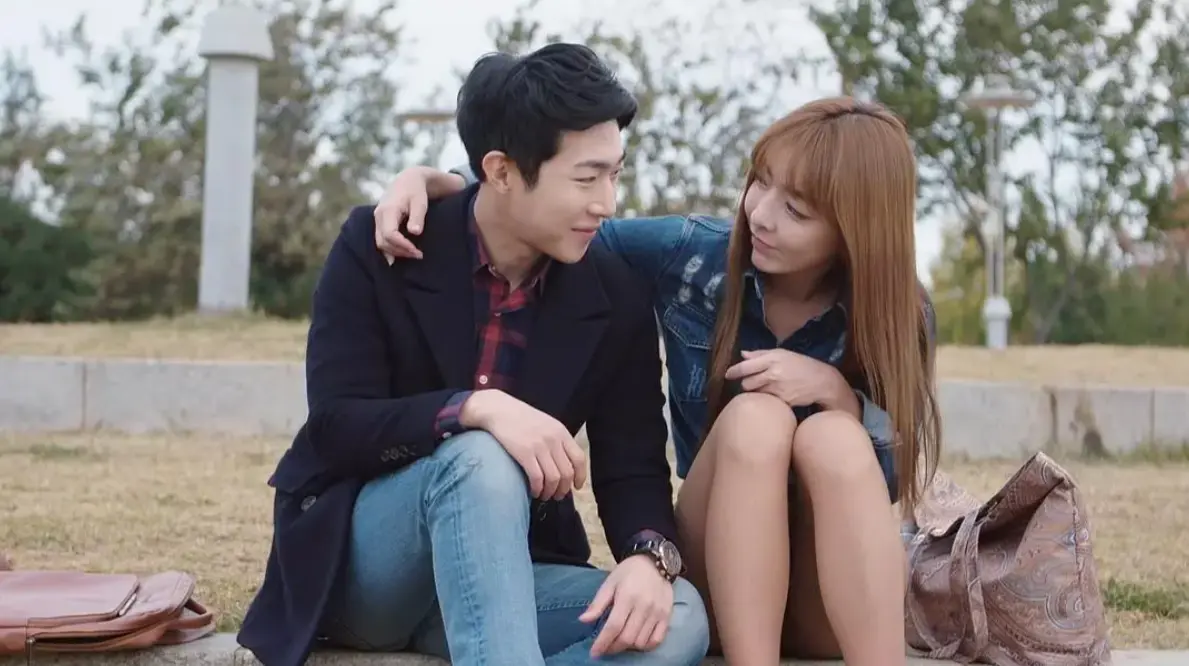 《姐姐的朋友》-2016韩国爱情伦理电影-高清完整版韩语中字-网盘百度云迅雷下载-危险心动