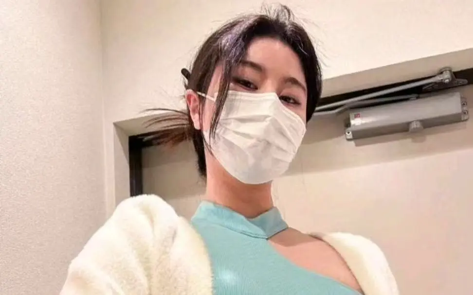 限时抢先看《OnlyFans每日大赛》徐雅完整版，无广告流畅播放，OnlyFans每日大赛不容错过！