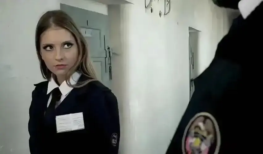 免费法国电影《高压监狱2》2025HD中字版 高清无删减在线看 网盘资源速存-《高压监狱2》全片介绍-樱花动漫VS影视网