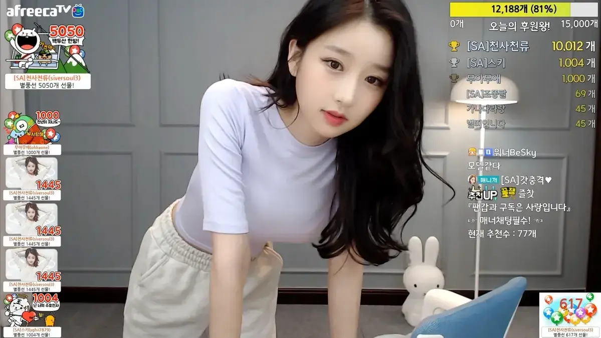 《onlyfans每日大赛》徐雅典藏合集-《onlyfans每日大赛》限时抢先看-抖音热播徐雅8月完整版限免在线观看