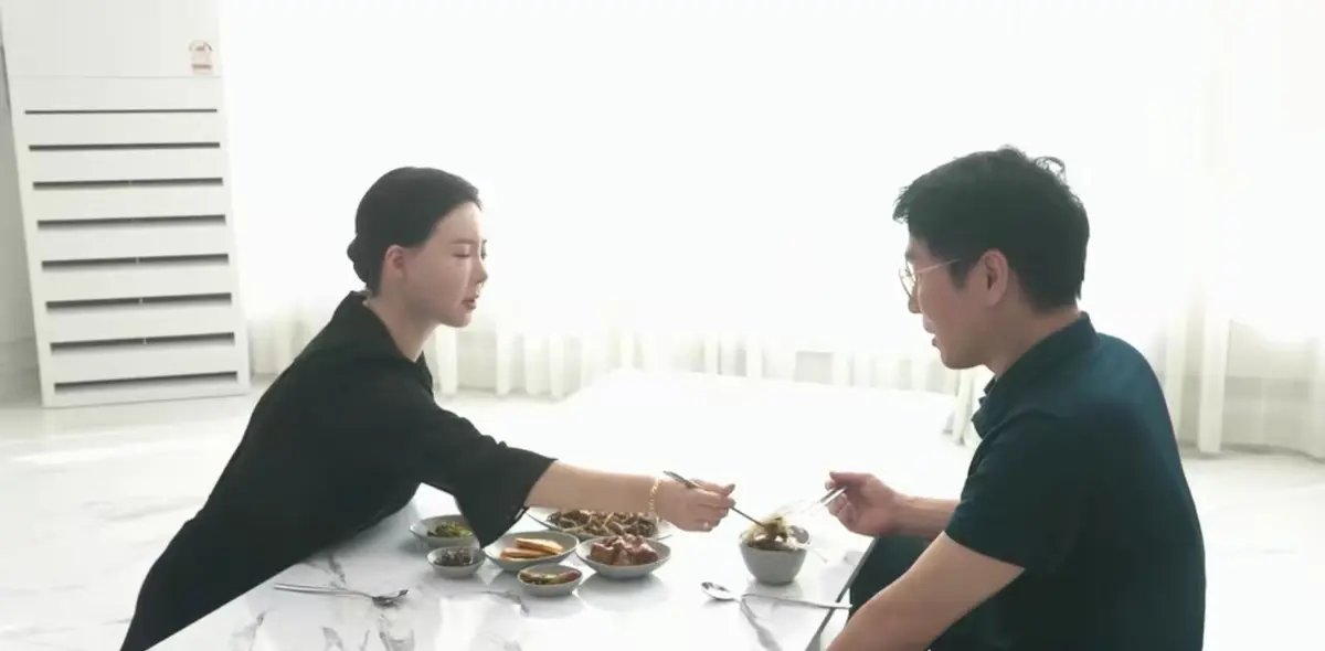 独家上线！韩国电影《50岁继母的诱惑》-金敏喜主演无删减-免费点播4K中文字幕-《50岁继母的诱惑》