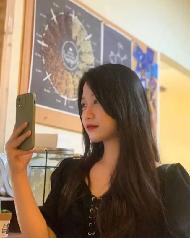 流畅不卡顿！《杨家馅饼老板娘辛能能》家庭风波双人大战1080P高清在线