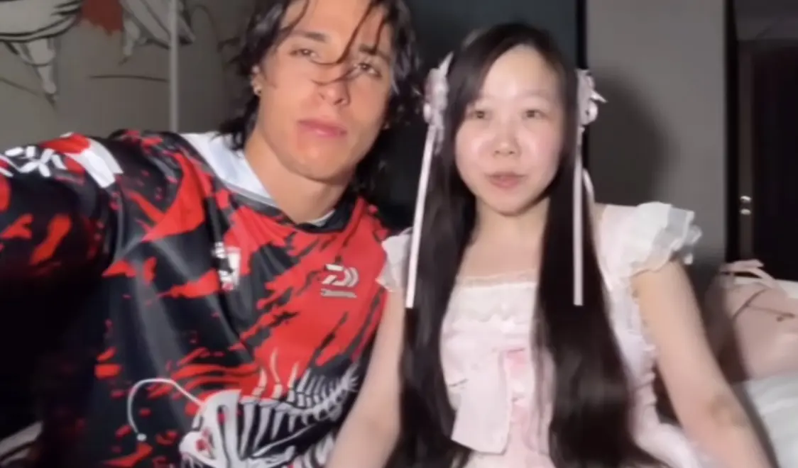 欧美顶级男神《Gattouz0/冰凌紫萱》系列全季无删减版，免费高清资源在线看，推特男神《Gattouz》系列作品别错过！