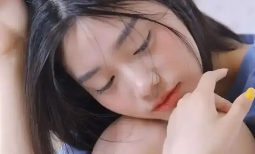 《美丽小蜜桃》未删减版HD中字高清-免费在线观看《美丽小蜜桃》高清完整版无广告