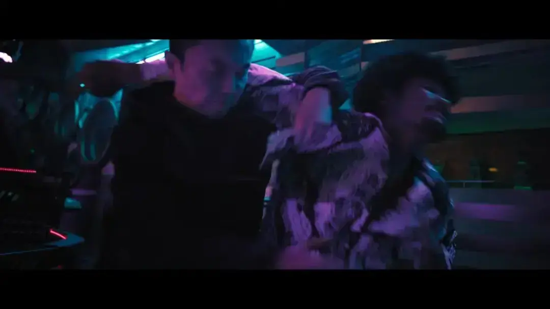 《火遮眼》-谢苗主演经典动作大片 4K超高清在线免费观_《火遮眼》导演剪辑加长版资源_《火遮眼》网盘资源速取 - 影视港湾